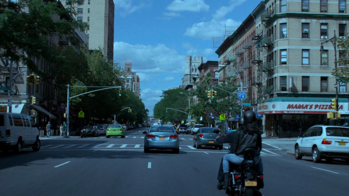 Following Courier, New York | MCU: Location&nbsp;Scout