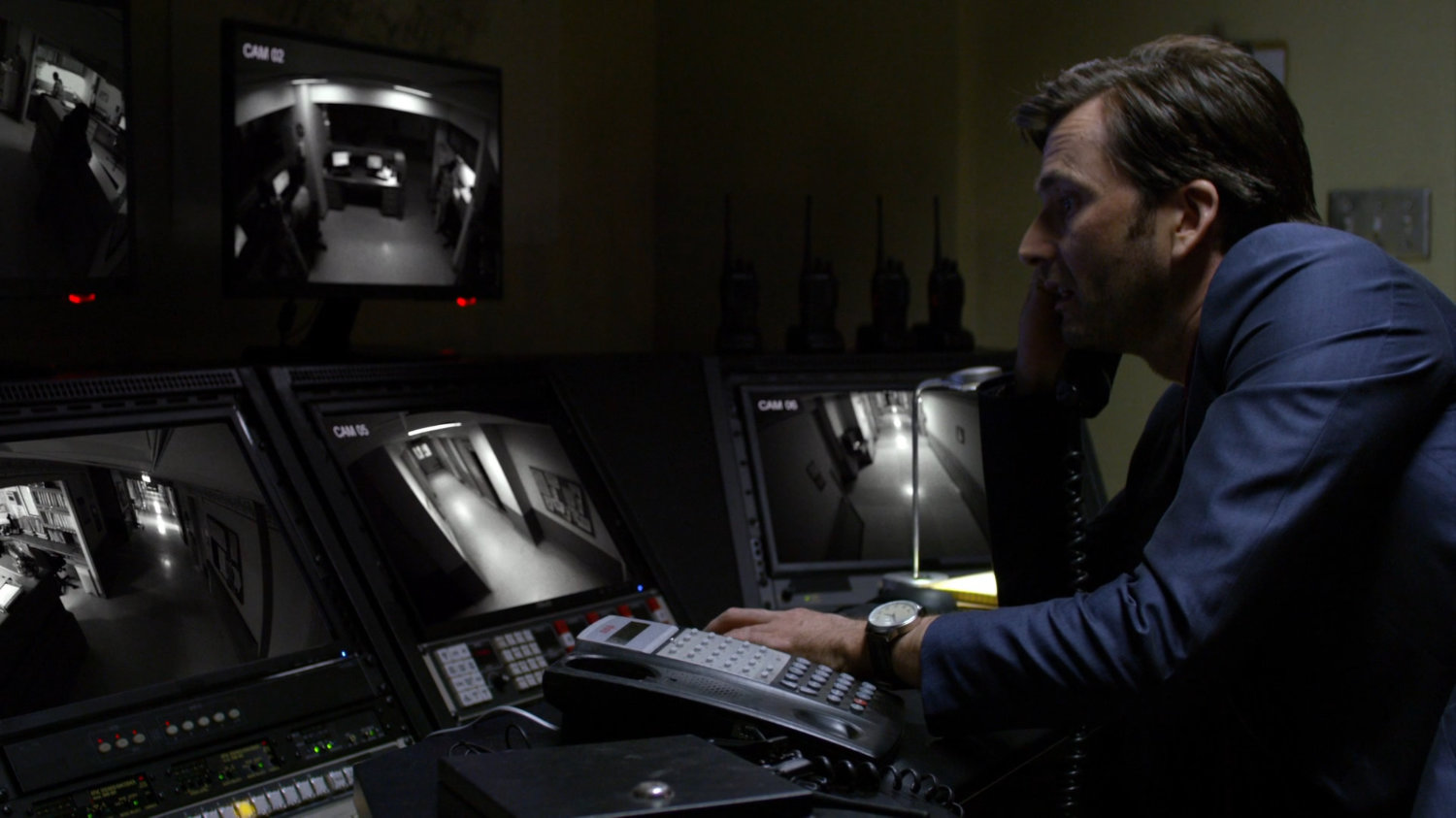 Kilgrave in the Metro-General hospital security center.