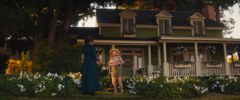 Agatha and Sharon in her front yard.