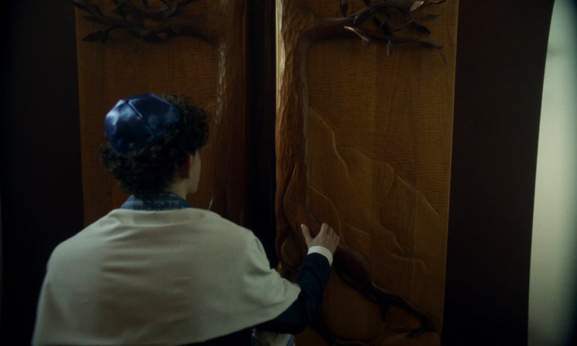 William Kaplan in the Eastview Synagogue.