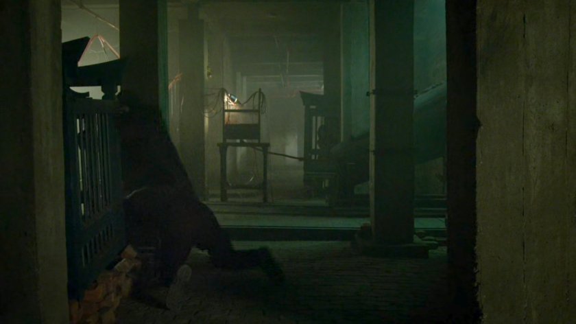 Daredevil fights Nobu in the basement of The Farm.