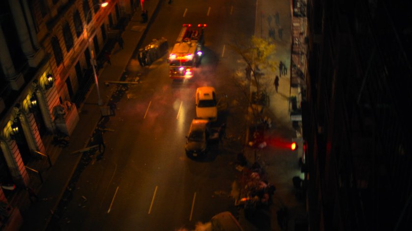 High angel view of street outside Matt Murdock's apartment.
