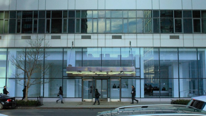 Exterior of Midland Circle Financial skyscraper.