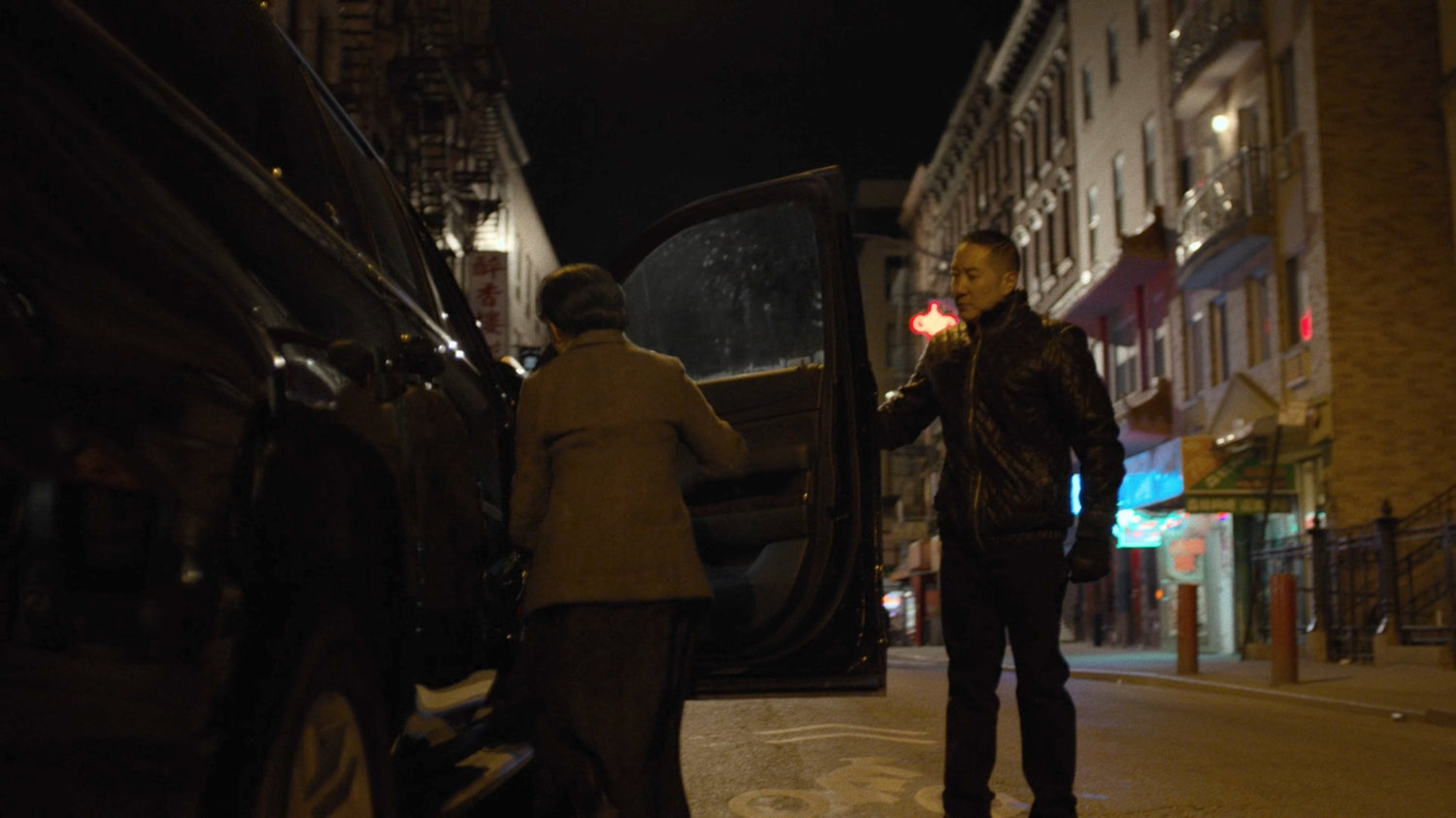 Chinatown Sidewalk, New York | MCU: Location Scout