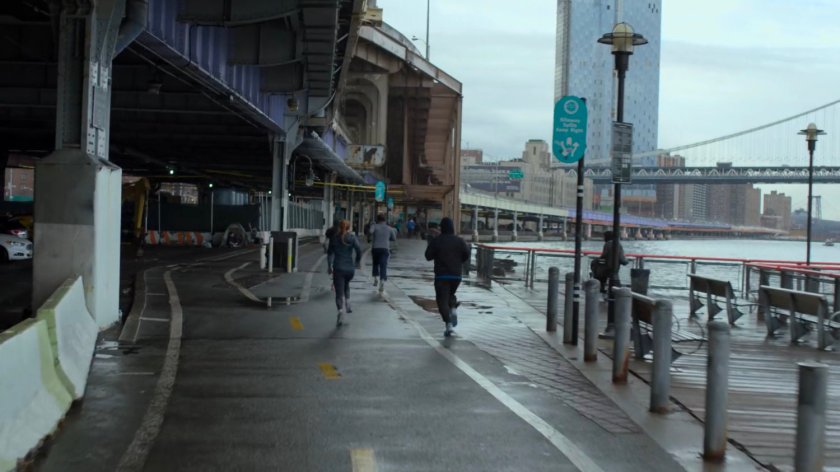 POV from Dex along jogging path under FDR drive.