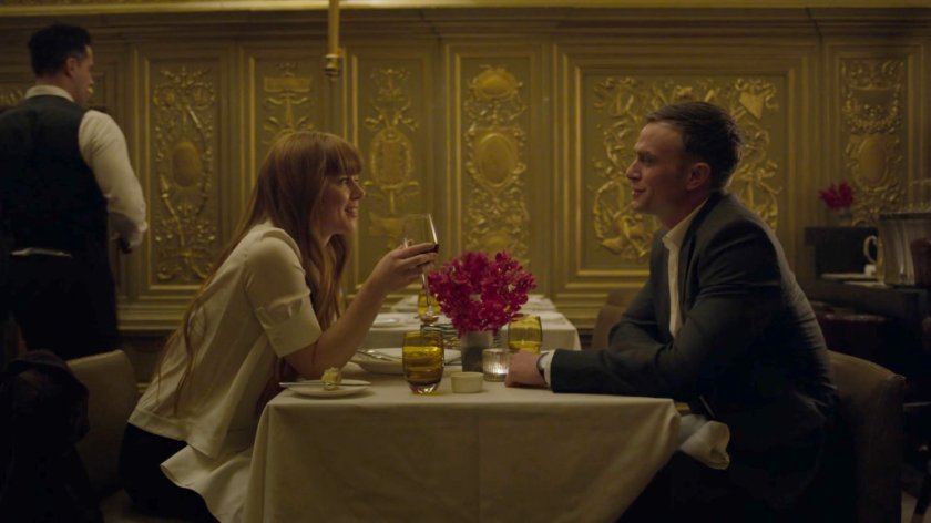 Julie and Dex sharing dinner at the bar of the Presidential Hotel.