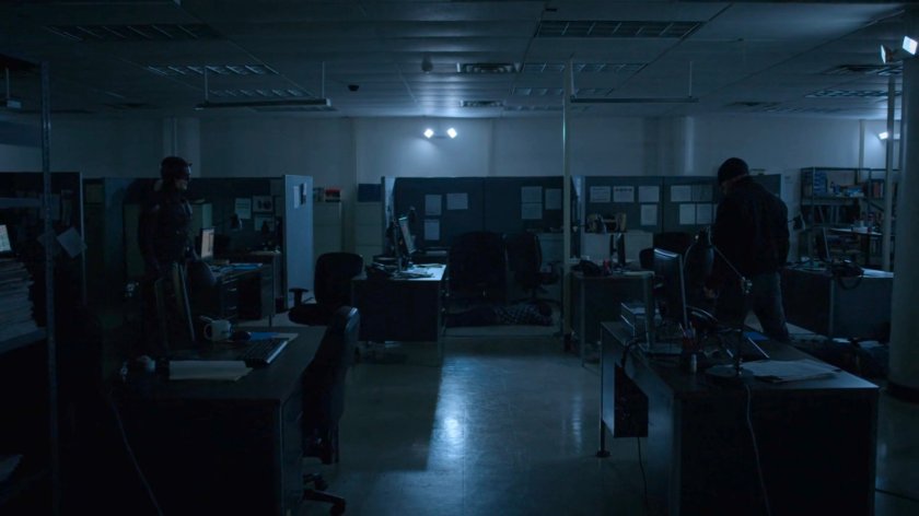 Dex, dressed as Daredevil, confronts Matt in the New York Bulletin Offices.