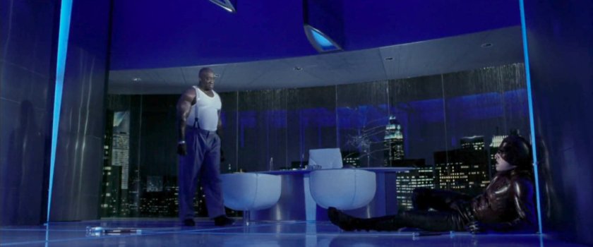 Wilson Fisk standing over Daredevil in his office.