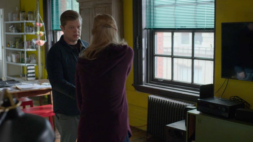 Foggy and Karen in her apartment.