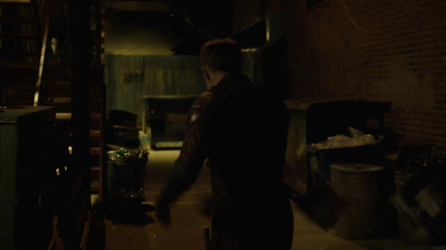 Dex, as Daredevil, walking into an alley.