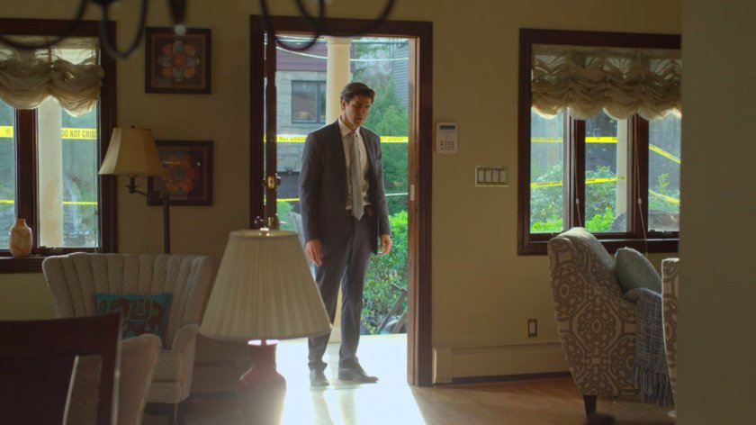 Ray enters his house.