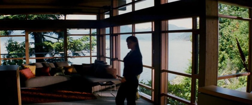 Elektra in the Wheelwright House.