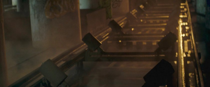 Track outside Muse's lair.