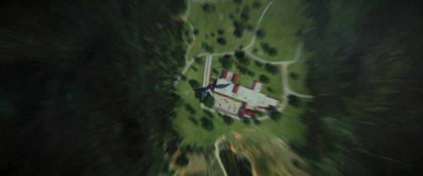 Aerial view of Sam diving towards Catedral de Santo Ramos.