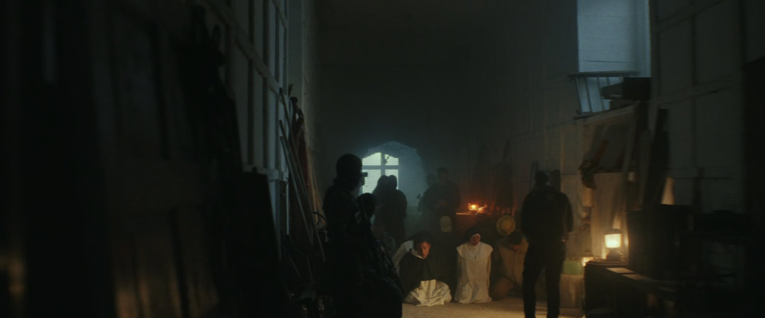 The Serpent Society and priests inside Catedral de Santo Ramos.