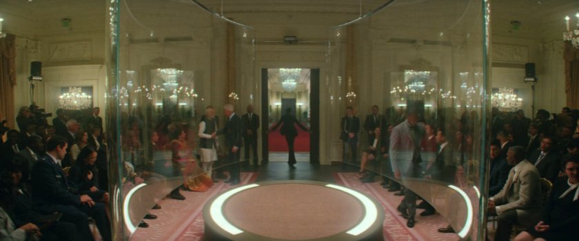 The crowd gathered for the Celestial Summit in the East Room.