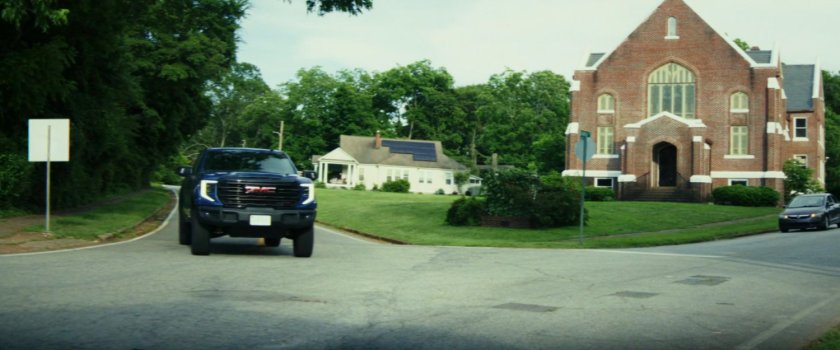 Sam's truck at an intersection in southeast DC.