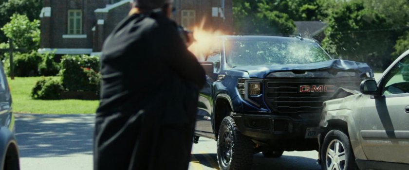 Sidewinder opening fire on Sam in southeast DC.