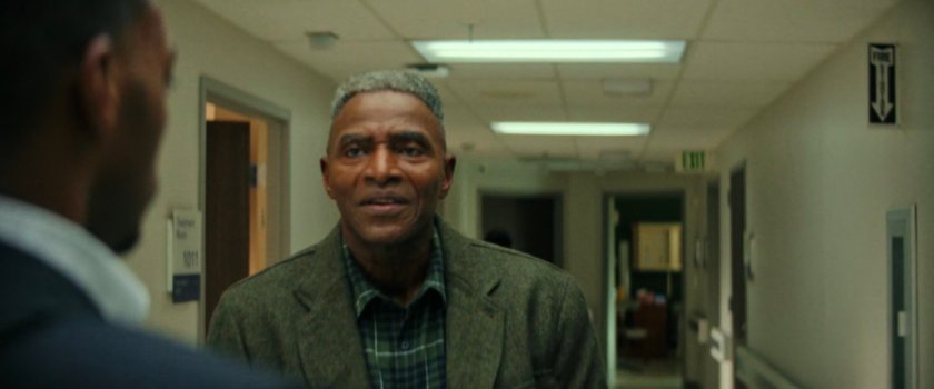 Sam and Isaiah in the hallway of Walter Reed hospital.