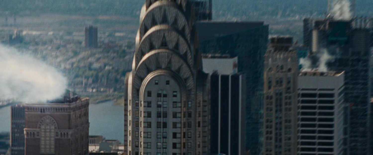 The Silver Surfer flying towards the Chrysler Building.