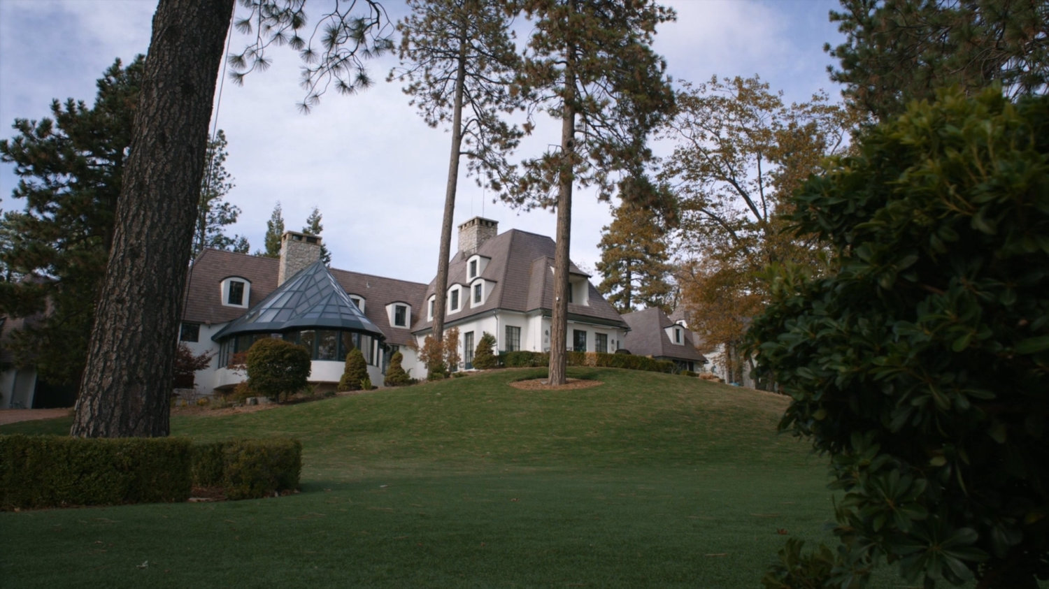 Ellen Nadeer’s Lake House | MCU: Location Scout
