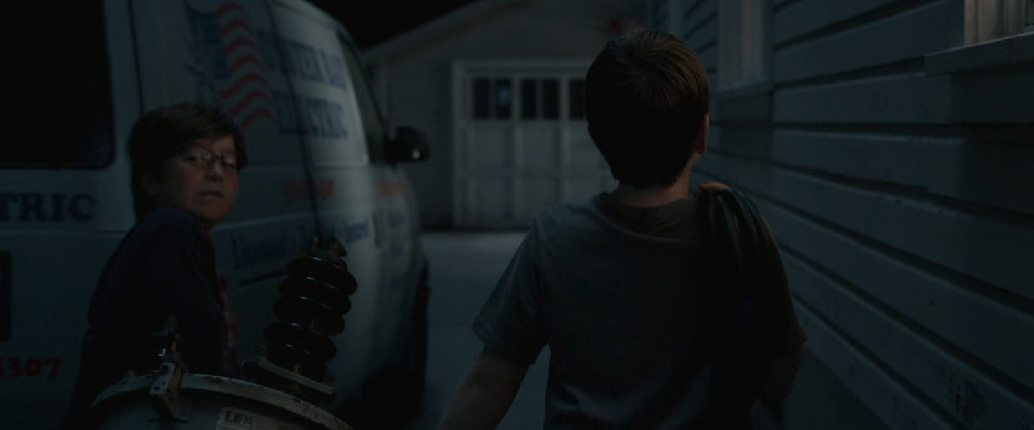 Young Ben and Reed outside of the Richards' house.