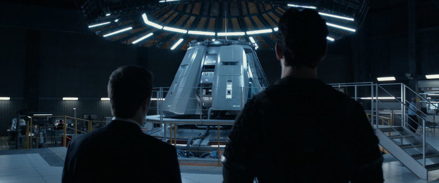 Reed and Dr Allen in a the lab of Area 57.