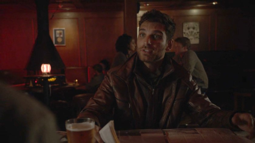 Deke in a framework representation of a bar.