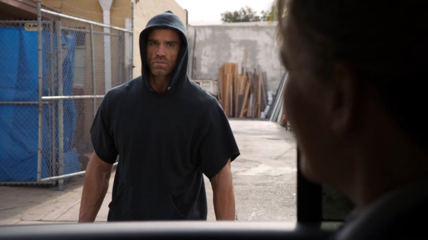 Carl Creel speaks with General Hale along a Philadelphia Street.