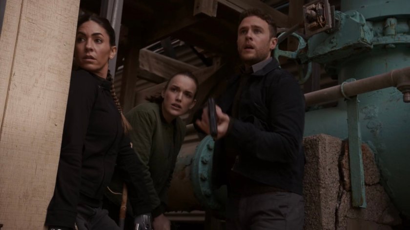 Simmons, Fitz, and Yo-Yo sneaking into a HYDRA R&D site in Hereforshire.