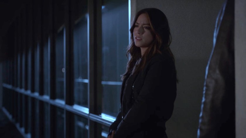 Tony Caine meeting with Daisy.