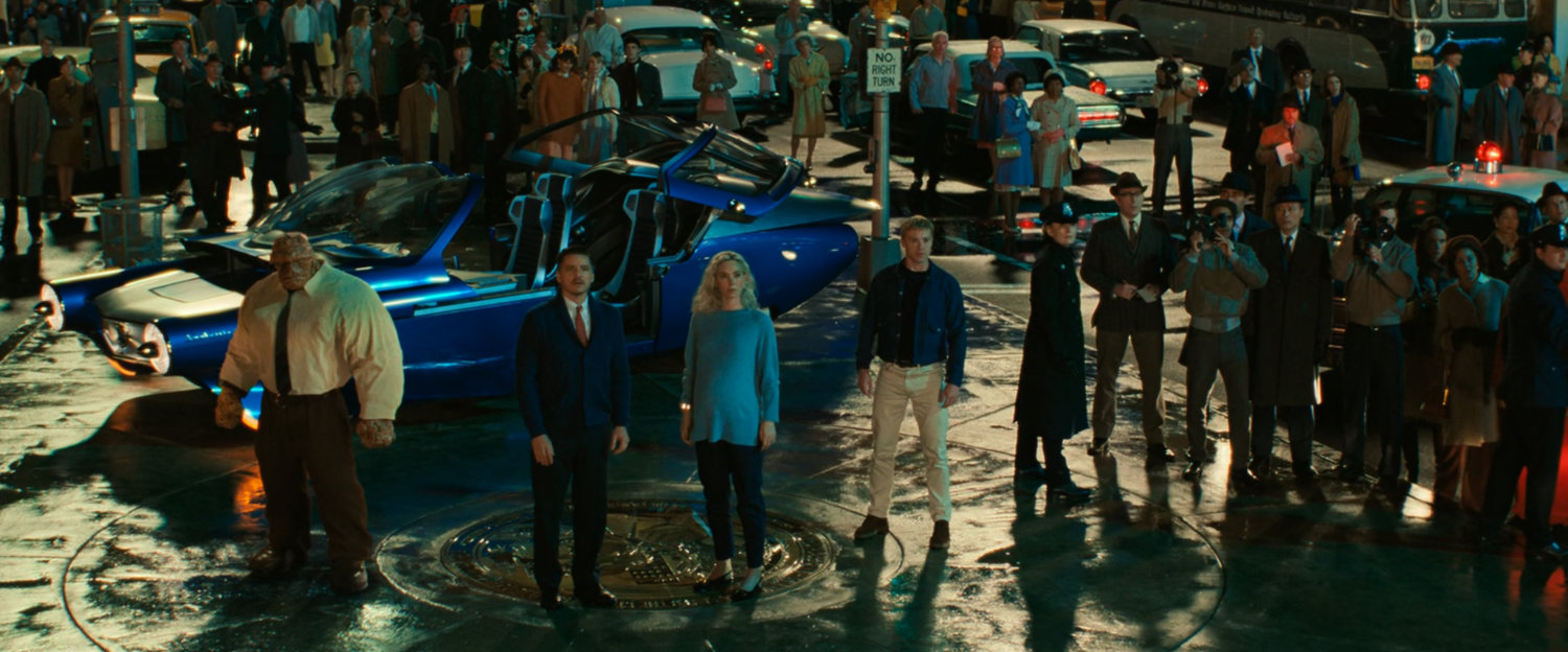 The Fantastic Four, and others, watching the Silver Surfer in Times Square.
