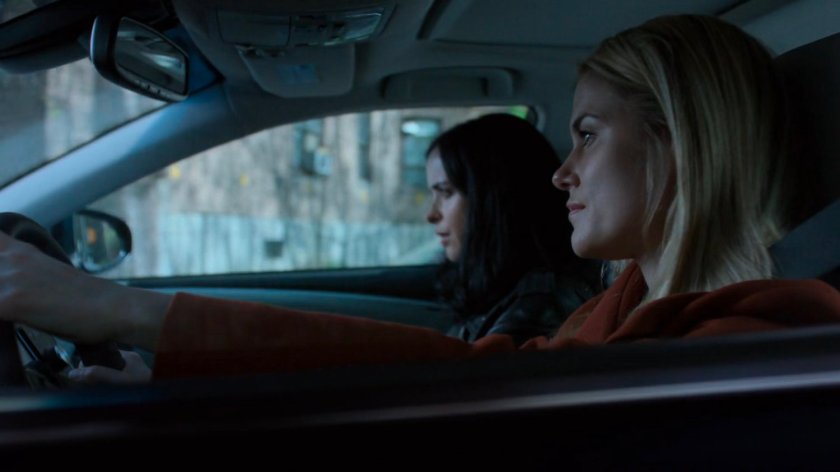 Jessica and Trish driving in a car.