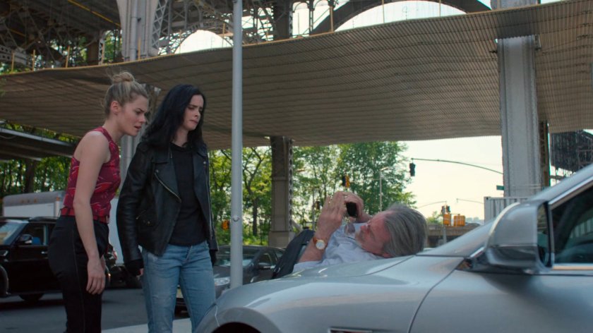 Jessica and Trish confront Max outside the Cotton Club film set.