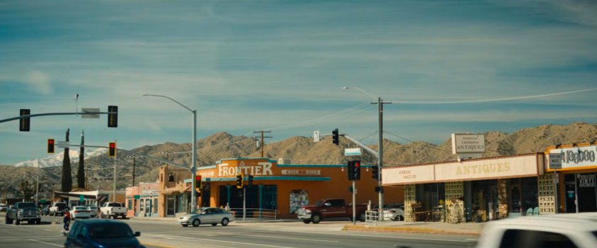 The Frontier Diner and intersection.