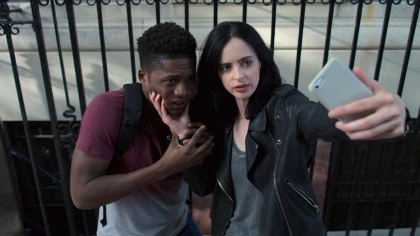 Jessica and Eric outside his apartment building, The Spencer.