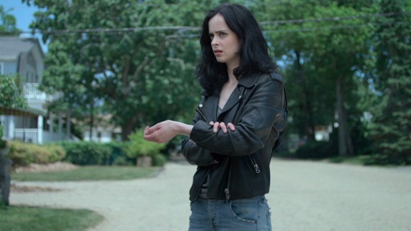 Jessica outside of Karl Malus's house.