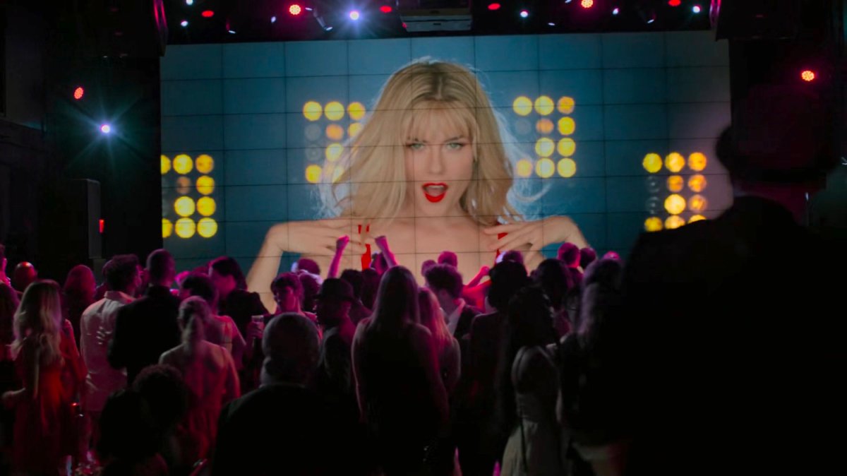 Patrons at a dance club enjoying Trish's single release party.