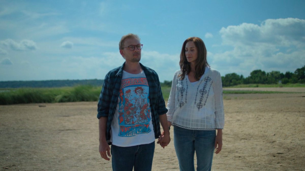 Karl and Alisa on a beach.