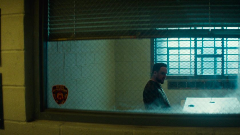 Flashback of Lionel in an interrogation room in the 15th Precinct.
