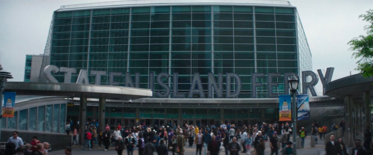Crowds outside the Staten Island Ferry.